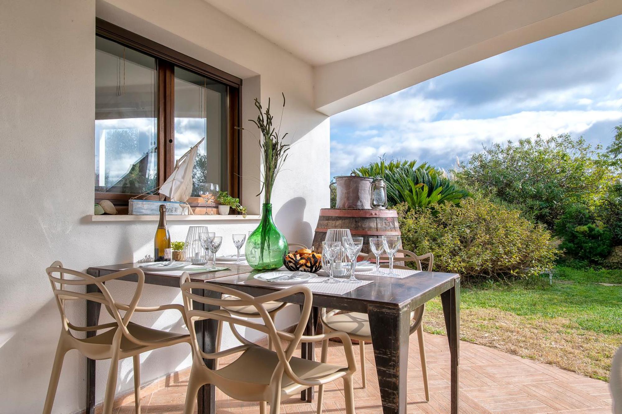Sardinia Re - Villa Fioretta Flowers Apartments Olmedo Bagian luar foto